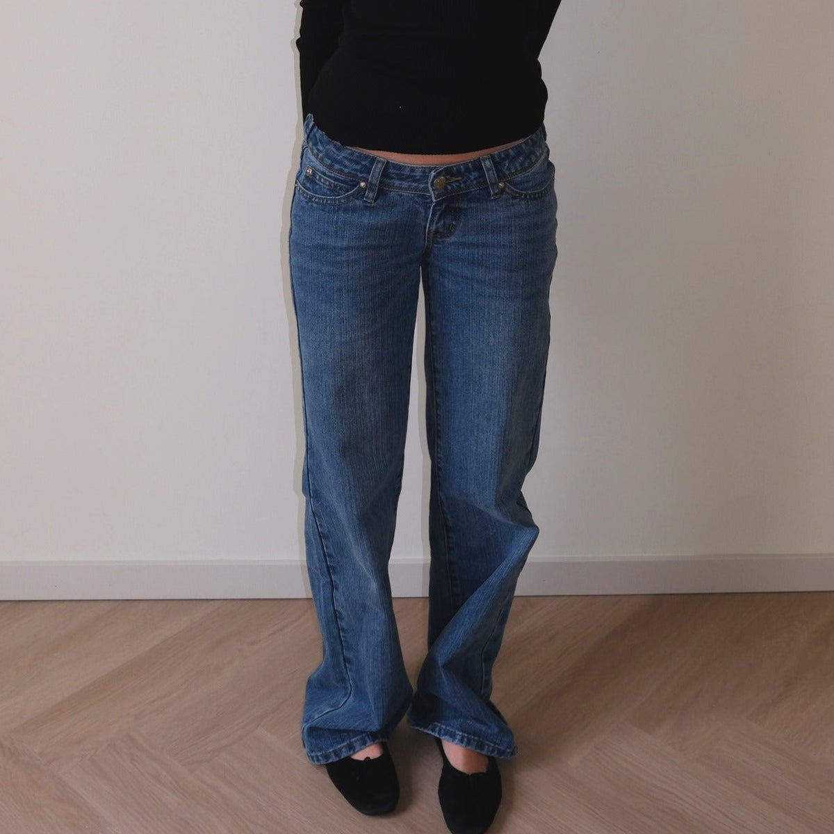 Loose staple jeans