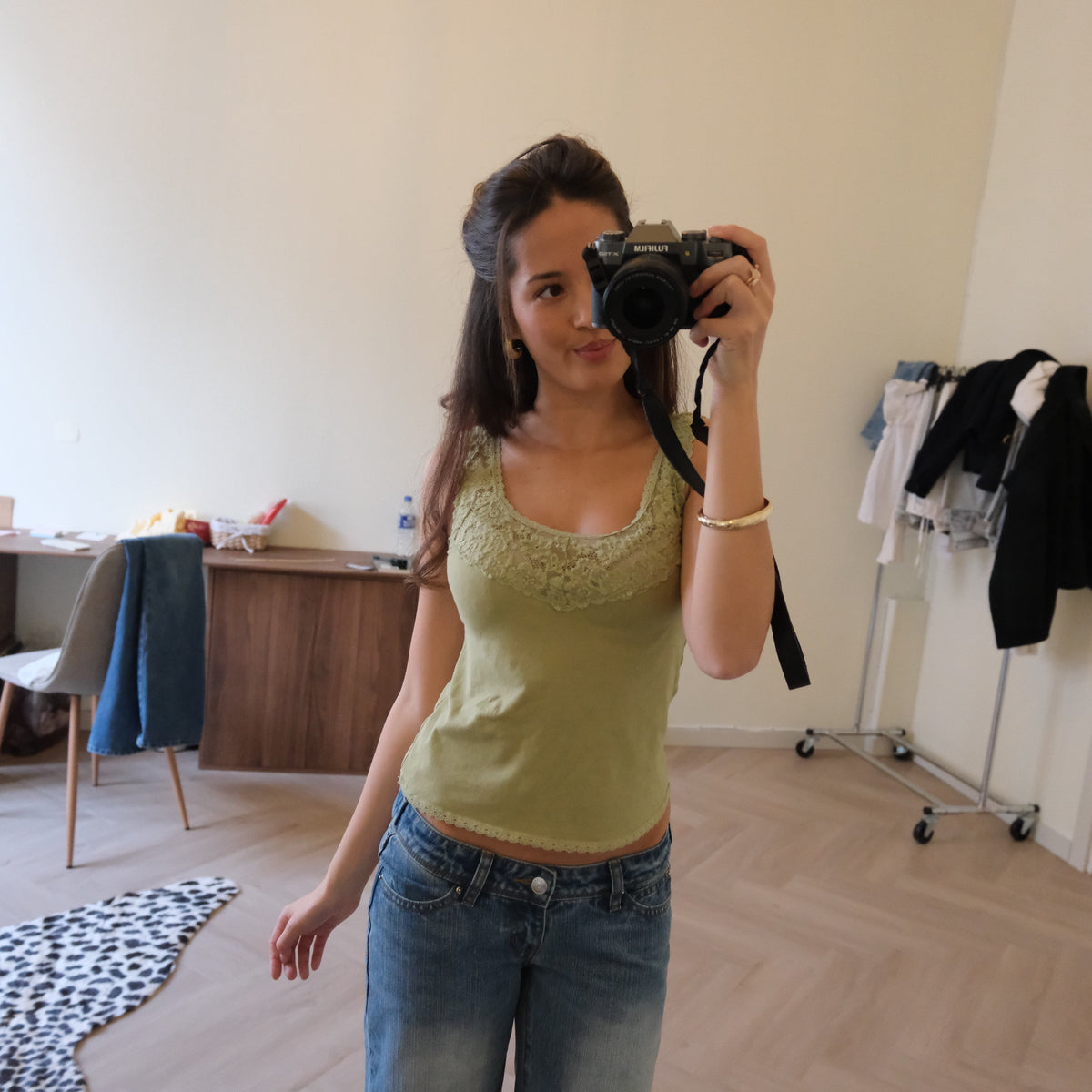 Olive blossom tank (PRE-ORDER)